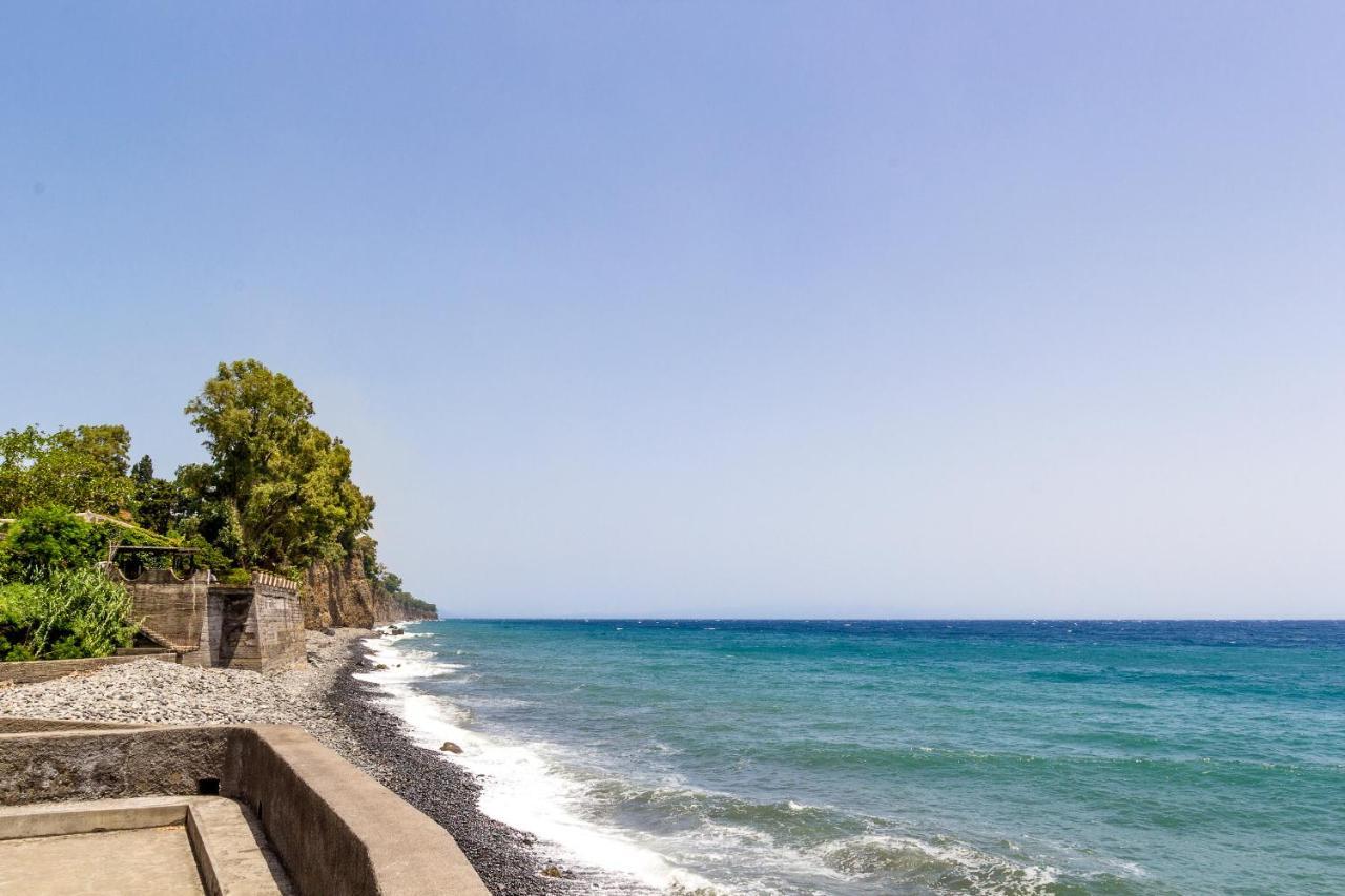 Sea Paradise - Il Mare Sotto La Finestra ريبوسْتو المظهر الخارجي الصورة